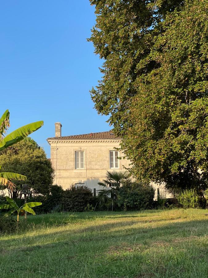 Chambres d'Hôtes Le Bourdieu Soulignac Exterior foto