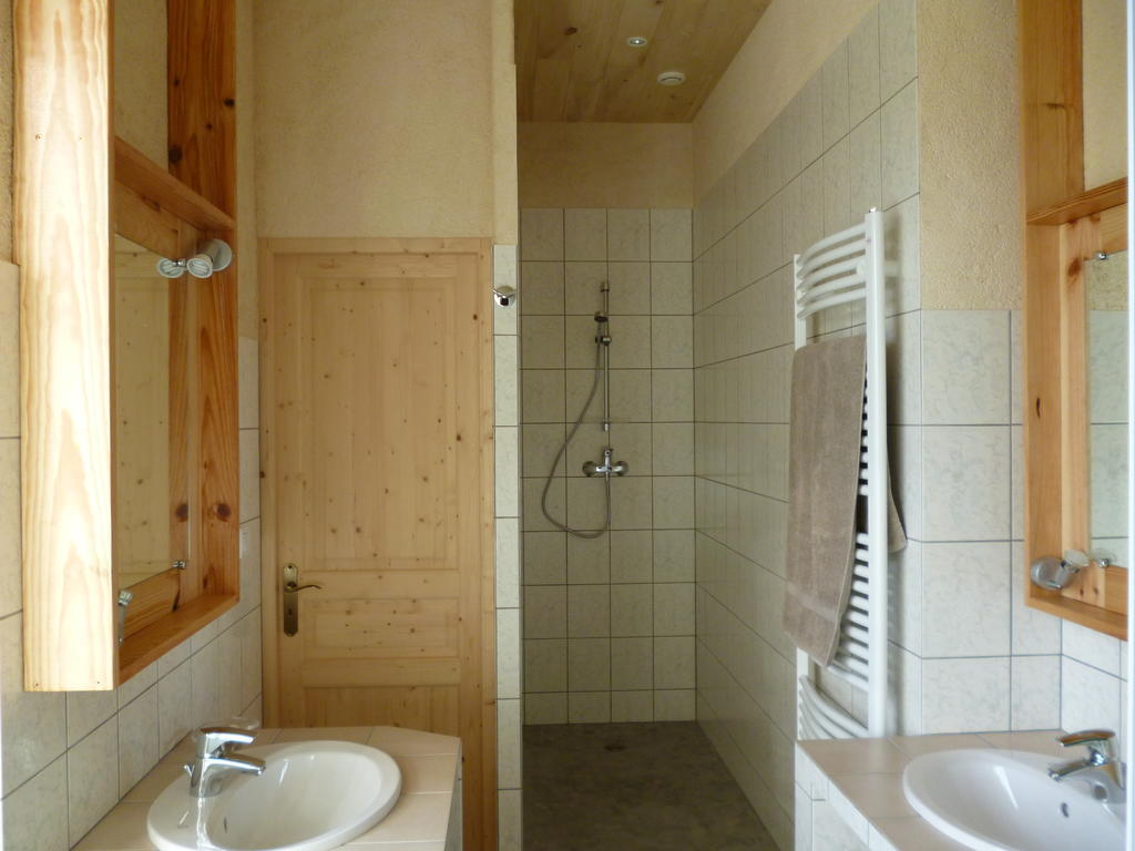 Chambres d'Hôtes Le Bourdieu Soulignac Quarto foto